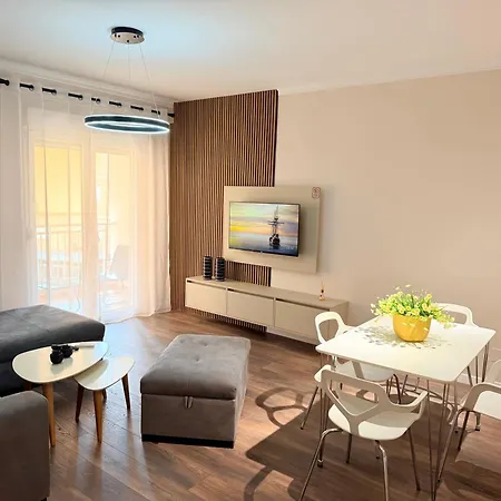 Nicol Apartament Tirana