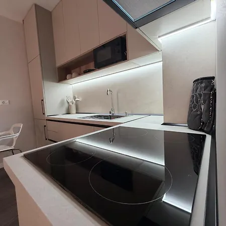 Nicol Apartament Tirana